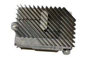 Thin-wall aluminum casting heat sink with cooling fins