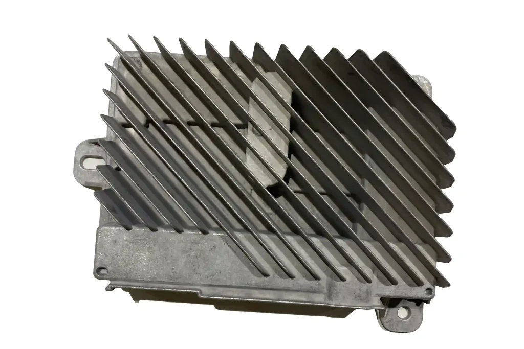 Finned aluminum heat sink with a rectangular base